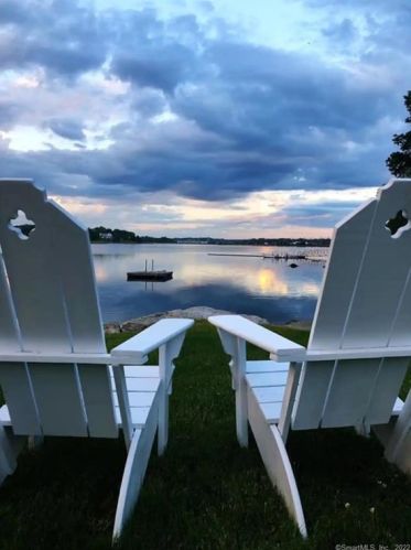 64 Elm St, Groton CT 06340-5616 exterior