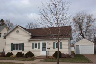 1021 4th Ave, Wausau, WI 54401-2736