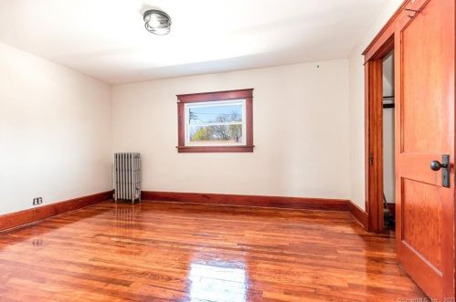 46 Sander St, United States Coast Guard Ac CT  06320-3320 exterior