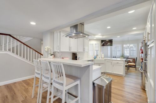 5521 Lesa Rd, La Mesa CA  91942-1704 exterior