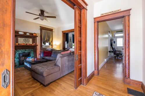 2010 Howell St, Covington KY 41014-1125 exterior