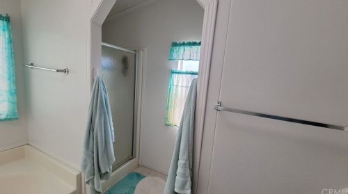 19251 Brookhurst St, Huntington Beach CA  92646-2908 exterior