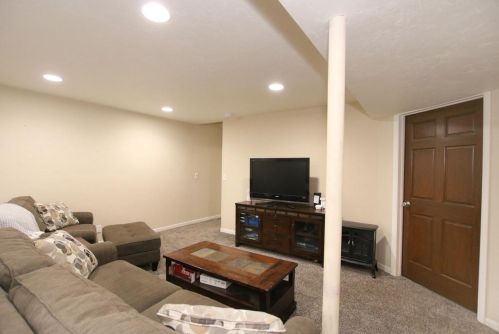 473 Pine Tree Dr, Fond Du Lac WI  54935-5474 exterior