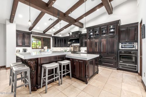 6024 Sunnyside Dr, Scottsdale AZ 85260-5724 exterior