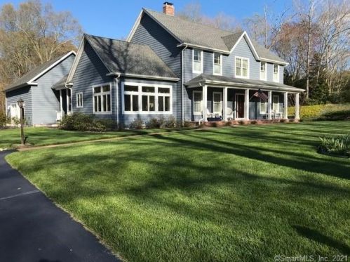 46 Wolf Neck Rd, Stonington, CT 06378-1530