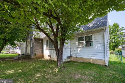 745 Lehman St, Lebanon, PA 17046-4708