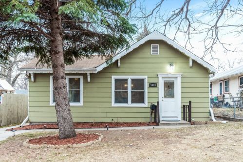 4504 Washington St, Minneapolis, MN 55421-2254