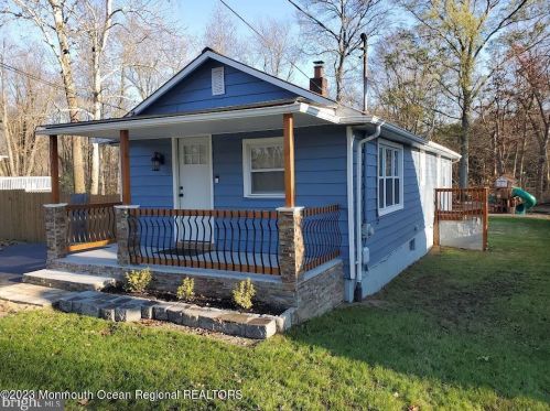 111 Main St, Plumsted Township NJ  08533-1311 exterior