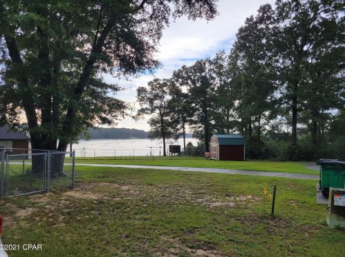 55 Carlan Ct, Defuniak Springs FL  32433-7120 exterior