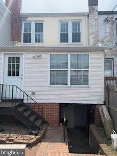 3717 R St, Washington, DC 20007-2123