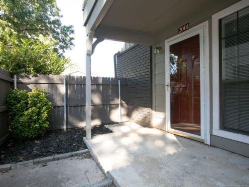 9012 College Ave, Tulsa, OK 74137-3245