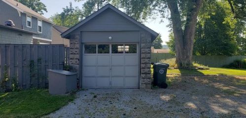 816 California Ave, Oakmont PA  15139-1360 exterior