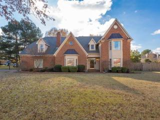 9445 Wolf River Blvd, Memphis, TN 38139-3576