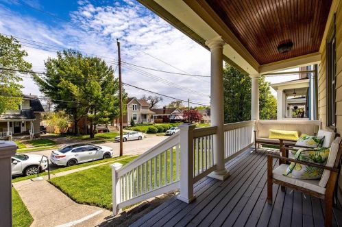 3931 Catherine Ave, Cincinnati, OH 45212-4027