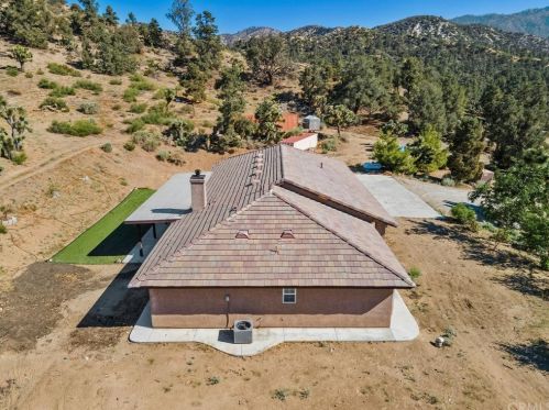 2676 Mustang Ln, Wrightwood CA  92397 exterior