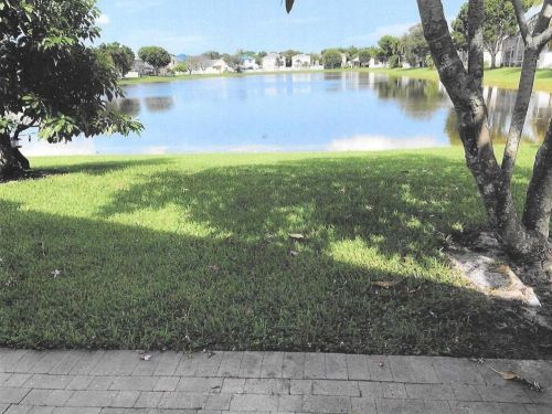 149 Canterbury Pl, West Palm Beach, FL 33414-4353