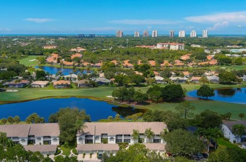 26410 Sunderland Dr, Bonita Springs, FL 34135-2381