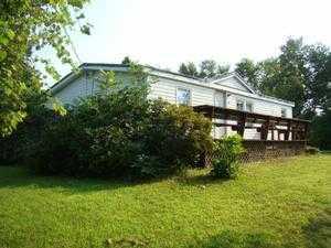 29 Overlook St, Thomson, NY 12834-4000