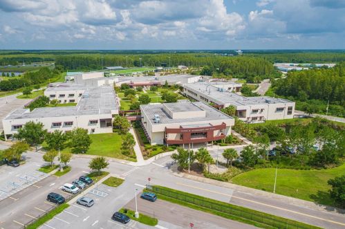 19018 Fishermans Bend Dr, Lutz FL  33558-9753 exterior