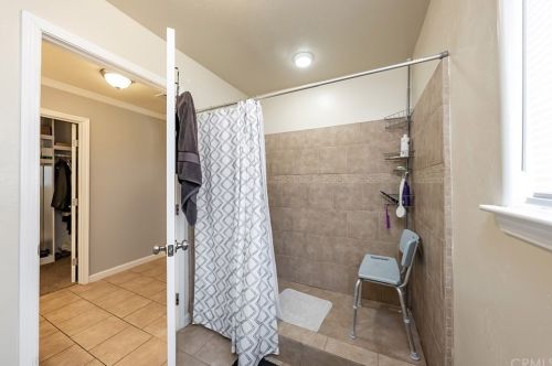 3354 Summer Ln, Madera CA  93637-6001 exterior