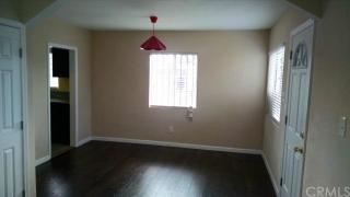 443 80 St, Los Angeles CA  90001-3304 exterior