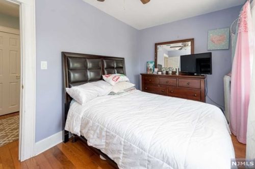44 South St, Ridgefield Park NJ  07660-2222 exterior
