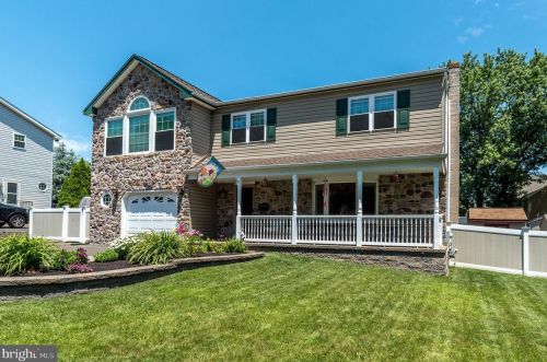 173 Duffield St, Willow Grove, PA 19090-2106