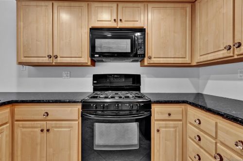 3912 Caminito Del Mar Cv, San Diego CA 92130-2519 exterior