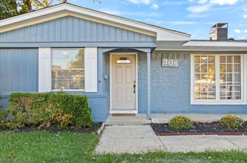 305 Brookwood Dr, Richardson, TX 75080-4731