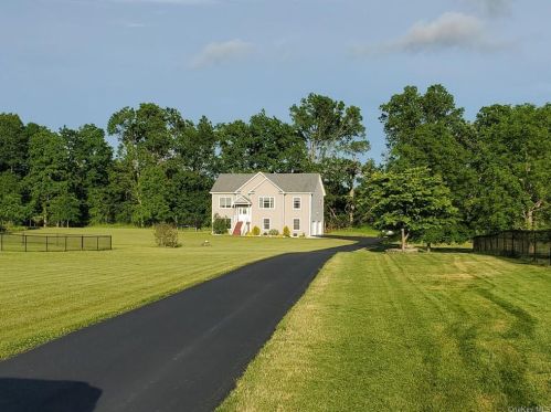 205 Beaver Dam Rd, Montgomery, NY 12549-2849