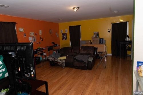 66 3 St, Paterson NJ 07522-1845 exterior