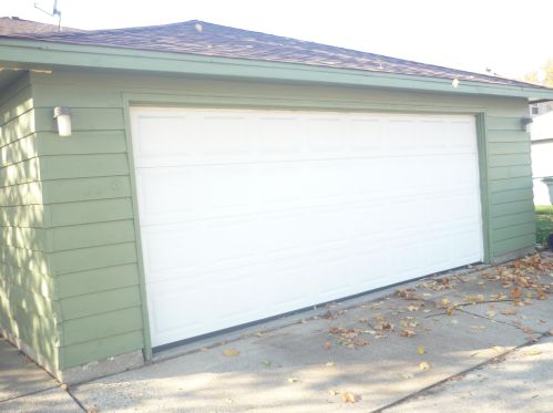 4062 68th St, Milwaukee WI 53216-1113 exterior