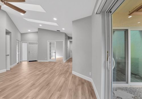 23271 Water Cir, Boca Raton FL  33486-8536 exterior