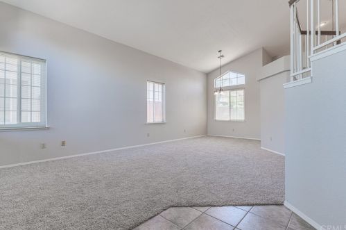 10701 Galway Bay Dr, Bakersfield, CA 93311-2238