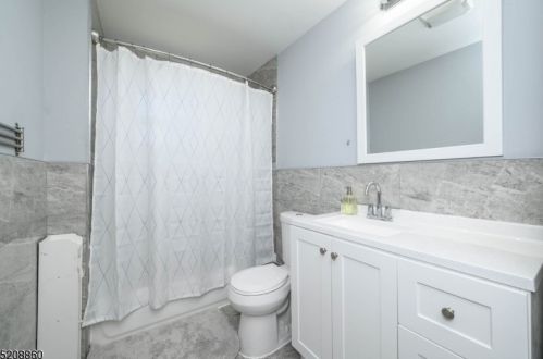 219 Cornell Ave, Rahway NJ  07065-2229 exterior