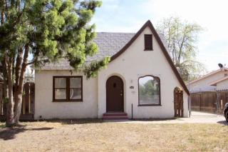 908 Fruit Ave, Fresno CA  93728-2918 exterior