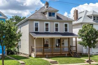 407 17th Ave, Columbus, OH 43201-1713