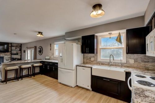 2809 Buckingham Ct, Waukesha, WI 53188-1334