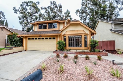 2442 Greenwich Dr, Fullerton, CA 92833-1206