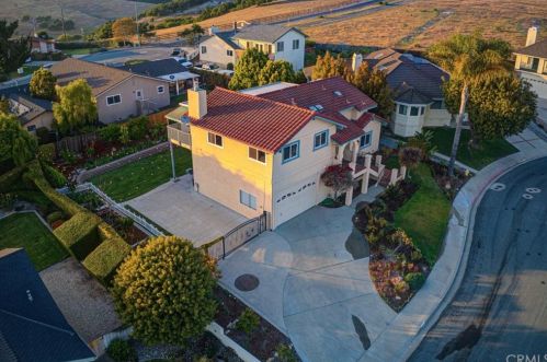 250 Houston Way, Pismo Beach, CA 93449-3261