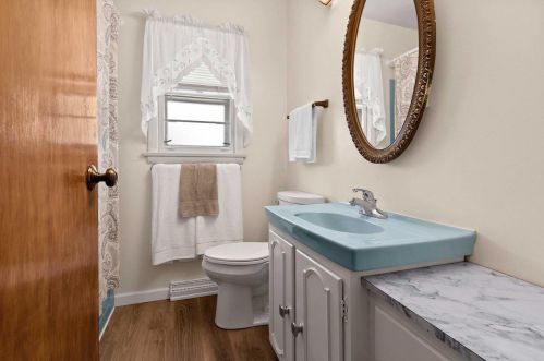 1138 Thrush St, Green Bay WI  54303-4336 exterior