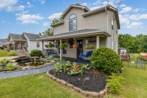 79 Sanders Dr, Florence KY  41042-2833 exterior