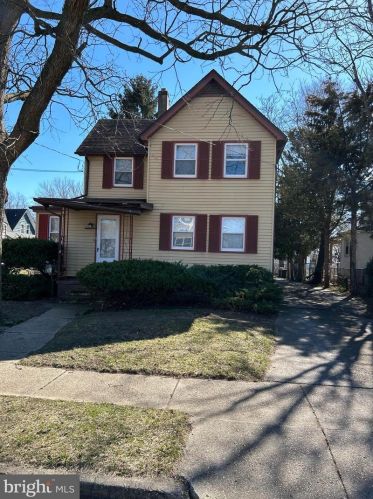 24 Wood St, West Deptford, NJ 08096-0059