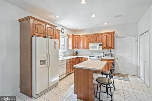 2586 Cape Horn Rd, Red Lion PA  17356-9056 exterior