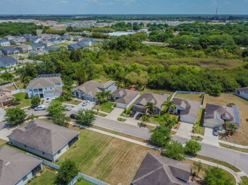 2107 Colville Chase Dr, Ruskin FL  33570-6306 exterior