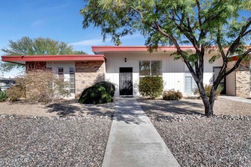 9916 Royal Oak Rd, Sun City, AZ 85351-3101