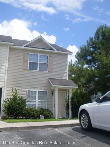 100 Spring Meadows Cir, Jacksonville, NC 28546-7875