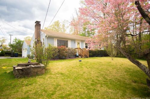 201 Brick Top Rd, North Windham, CT 06280-1004
