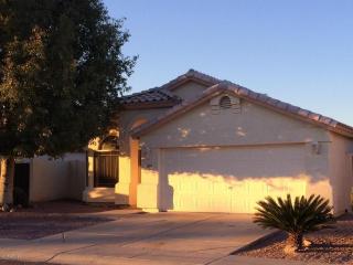 690 Caroline Ln, Chandler, AZ 85225-4310