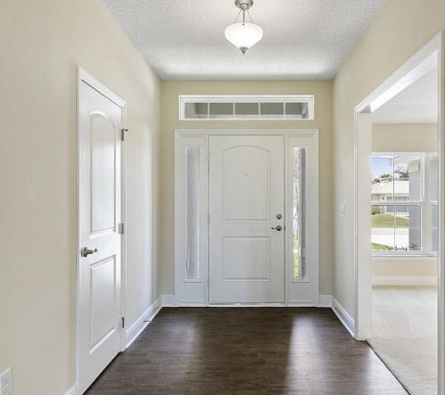 6002 Hickory Dr, Fort Pierce, FL 34982-7550